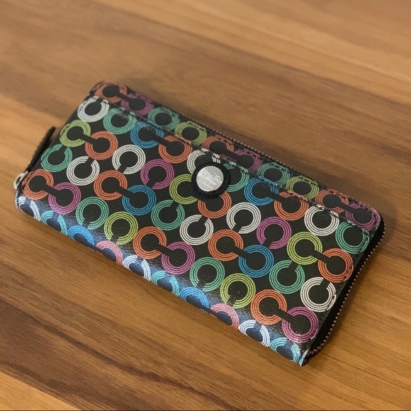 Coach Handbags - Coach Accordion Zip Wallet